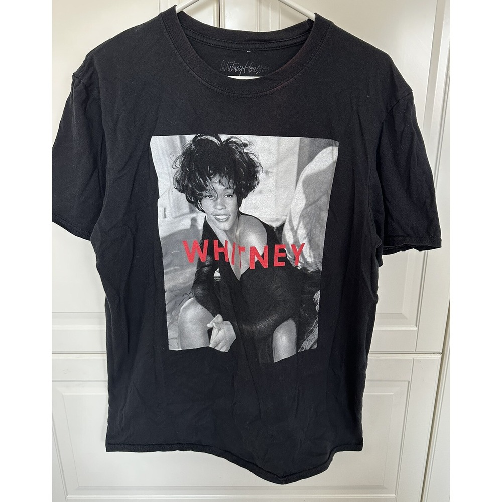 Whitney Houston Tour Band Men's Black  Graphic Tee L Their Is Blemish on Collar